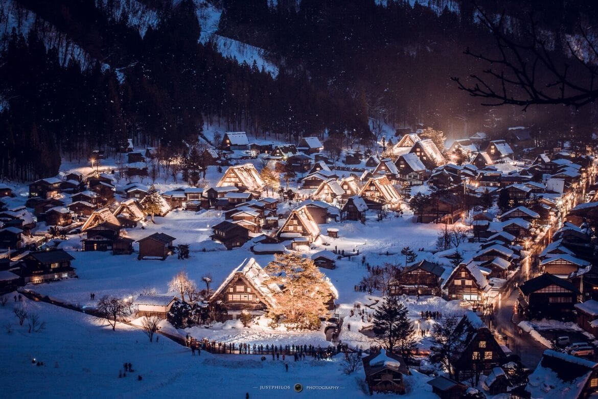 白川鄉合掌村點燈