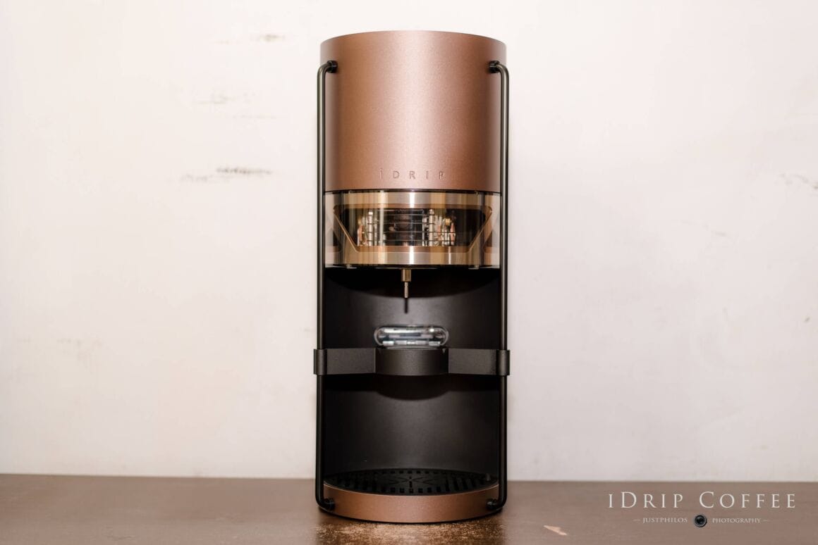 這次選擇的是暖棕的顏色，特別喜觀這種獨具典雅風格的色系。