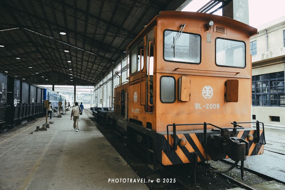 DL-2000型貨物調動機。