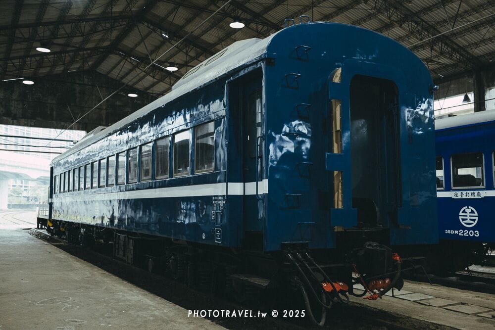 32300系列客車。